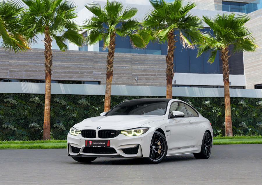 BMW M4 CS