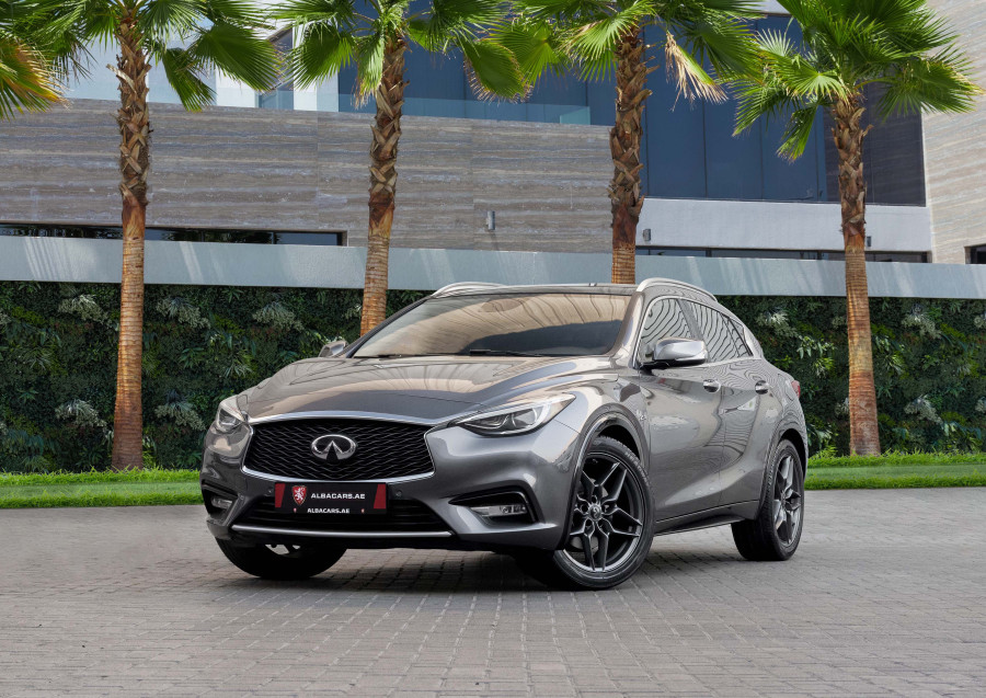 Infiniti Q30