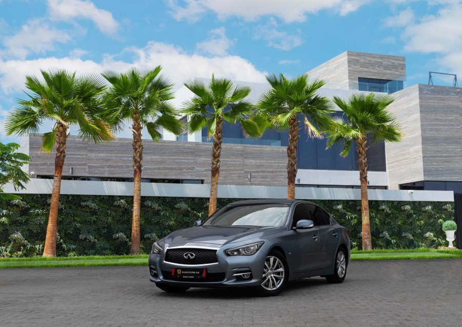 Infiniti Q50 Premium