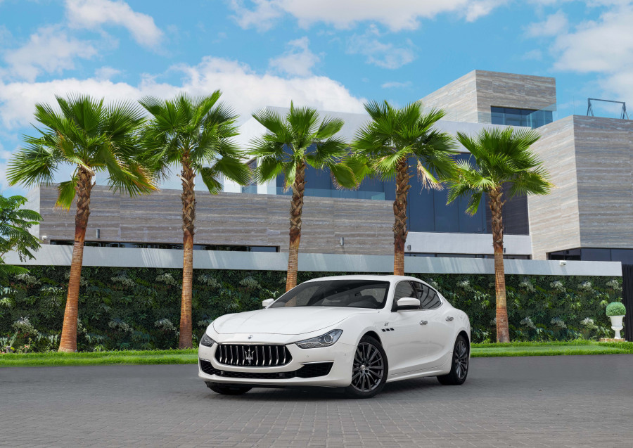 Maserati Ghibli GT Hybrid