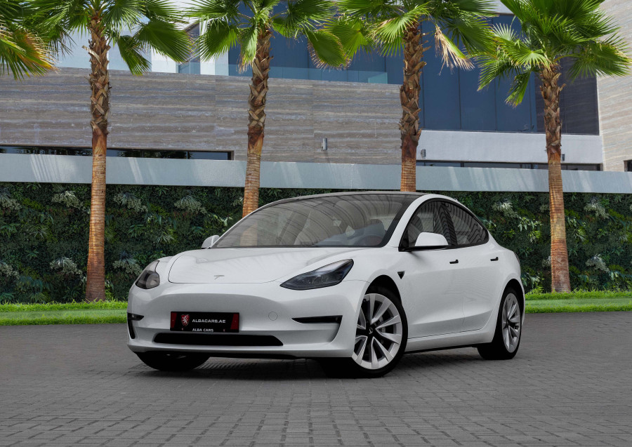 Tesla Model 3 LONG RANGE