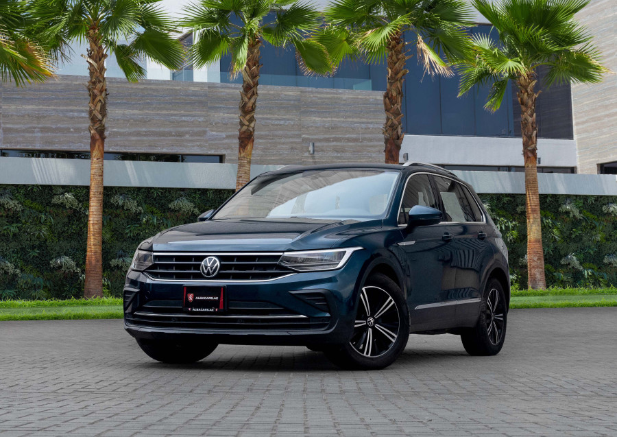 Volkswagen Tiguan SE