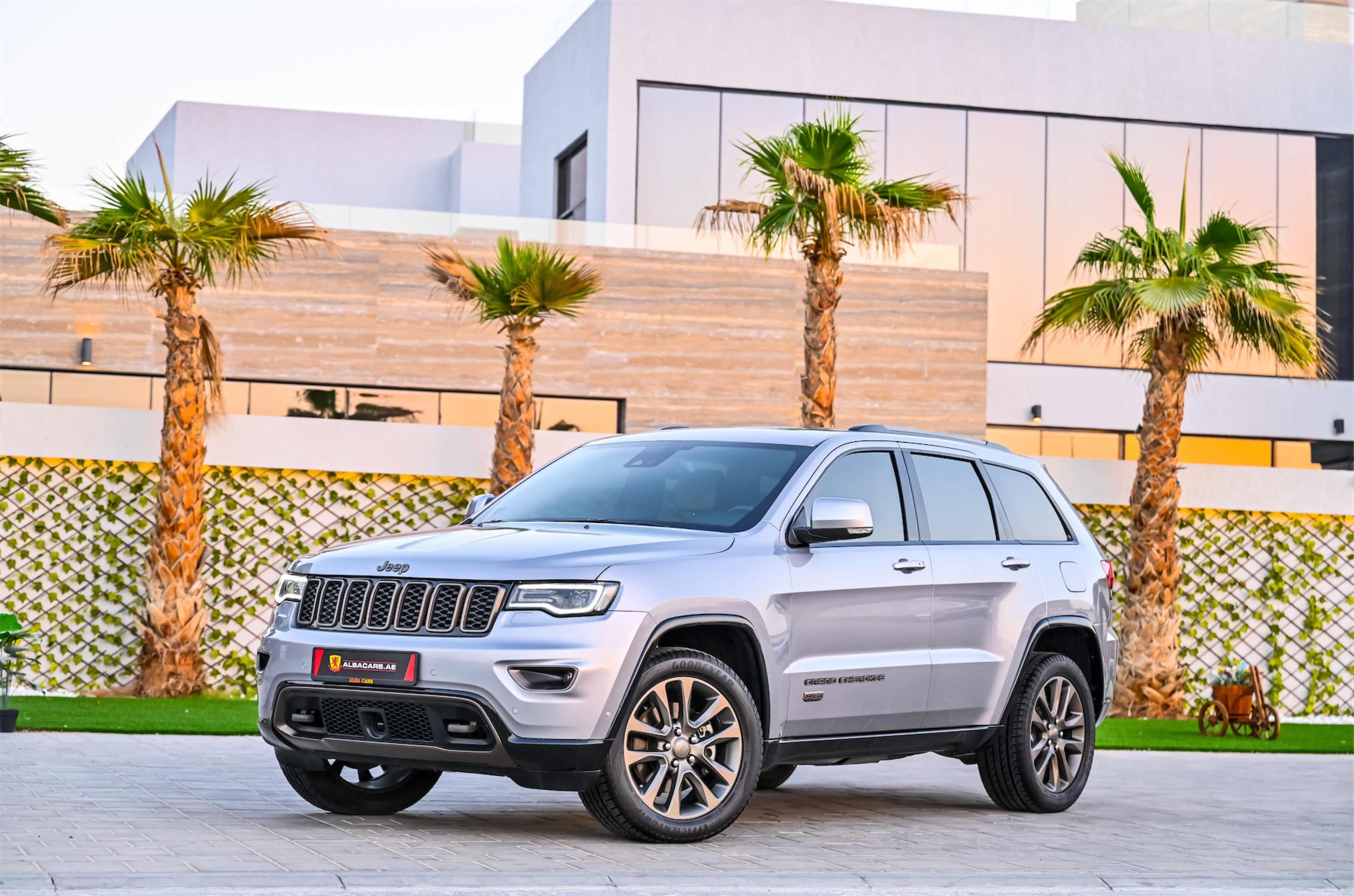 Jeep Grand Cherokee 75th Anniversary Edition